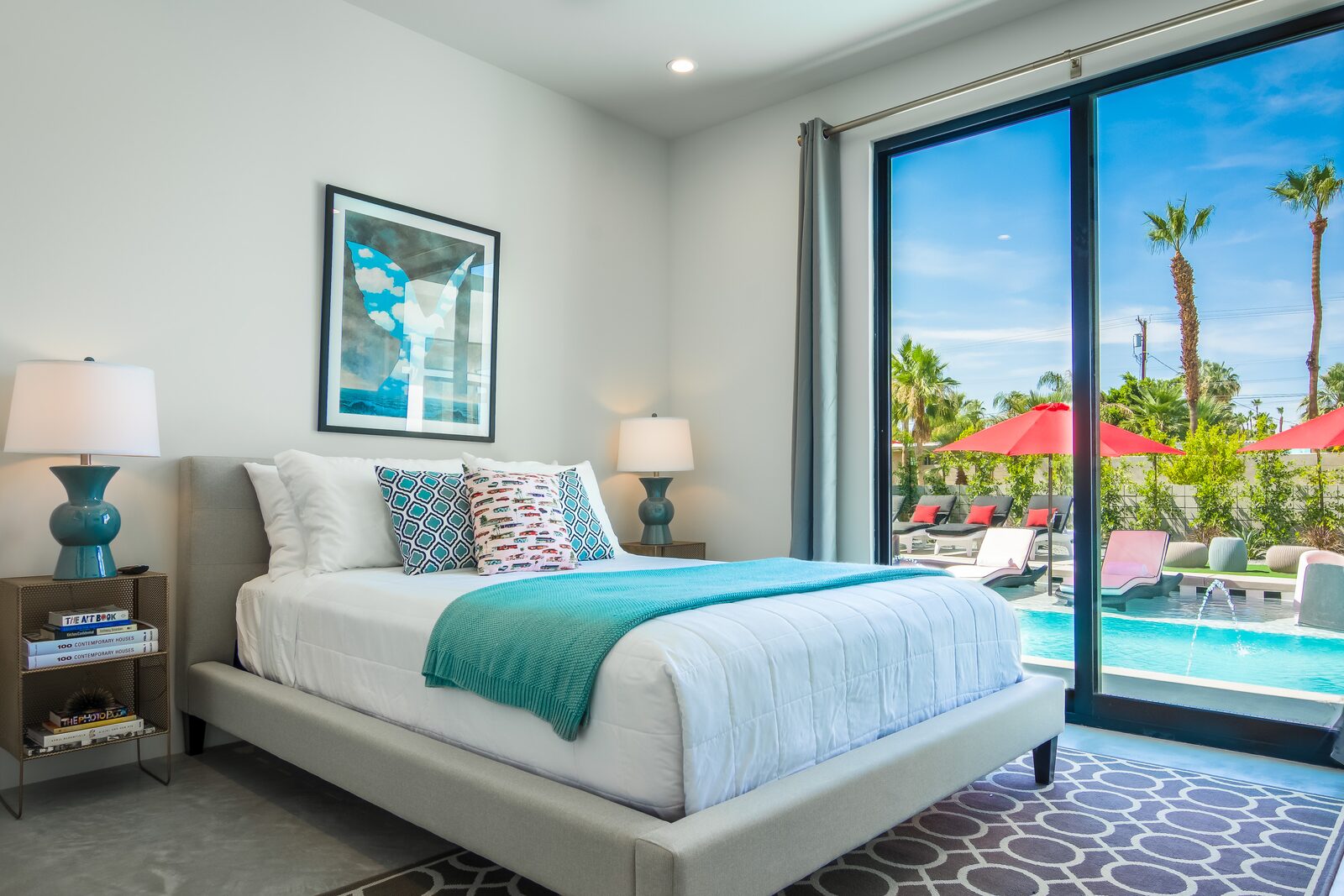 Estate bedroom opening directly to the pool
